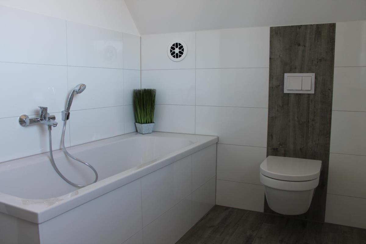 Ferienhaus Finja In Born Ngoại thất bức ảnh