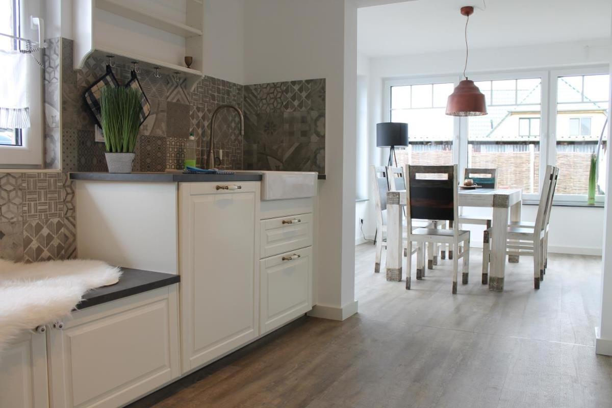 Ferienhaus Finja In Born Ngoại thất bức ảnh
